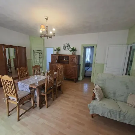 Grand T2 Vintage, Calme, Equipe Apartmán